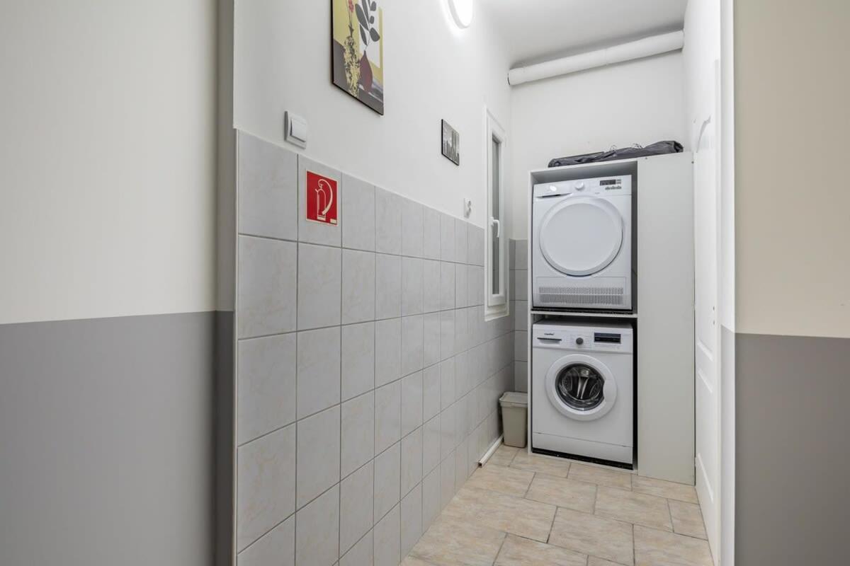 - New - Quiet And Comfy Apartment